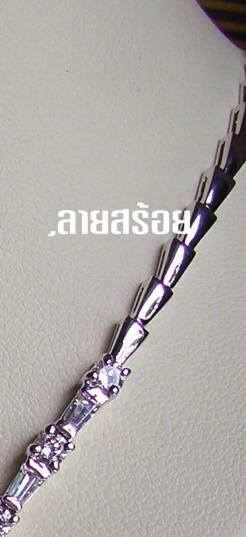 BN016RD+++สร้อยเพชร ปีกนก แบบเพชรผสม สร้อยแบบเก๋ไก๋ Modern Intrend สุดๆแบบทันสมัย อยู่ได้นานไม่มี out ใส่แล้วดูดี เพชรแวววาวสวยค่ะ ใส่ออกงานได้สบาย