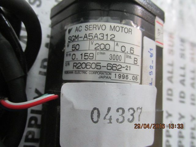 SGM-A5A312 SERVO MOTOR " YASKAWA "