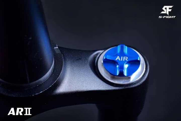 โช๊คลม S-FIGHT AR2 AIR FORK ยุบ 100มม, S518 คอเทเปอร์, แกน 9mm, 29er 2019