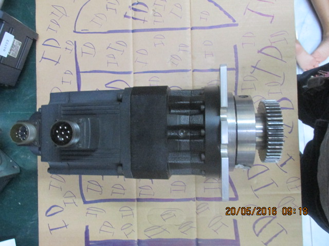 SERVO MOTOR “ MITSUBISHI ” รุ่น HC-SF102B