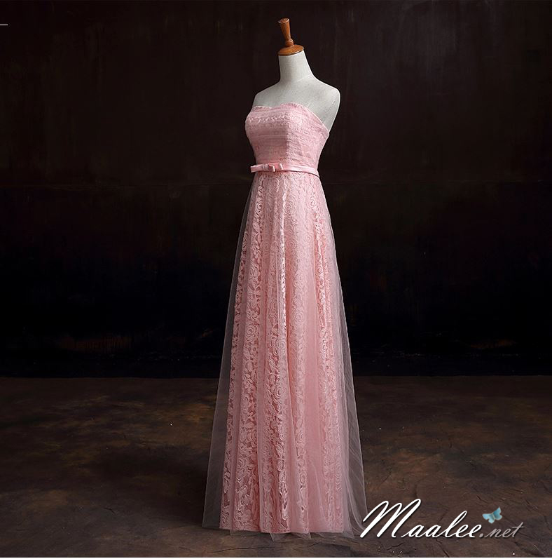 พร้อมเช่า ชุดราตรียาว เกาะอกลูกไม้ คลุมผ้าตาข่ายชั้นนอก แต่งโบว์ช่วงเอว สีชมพู