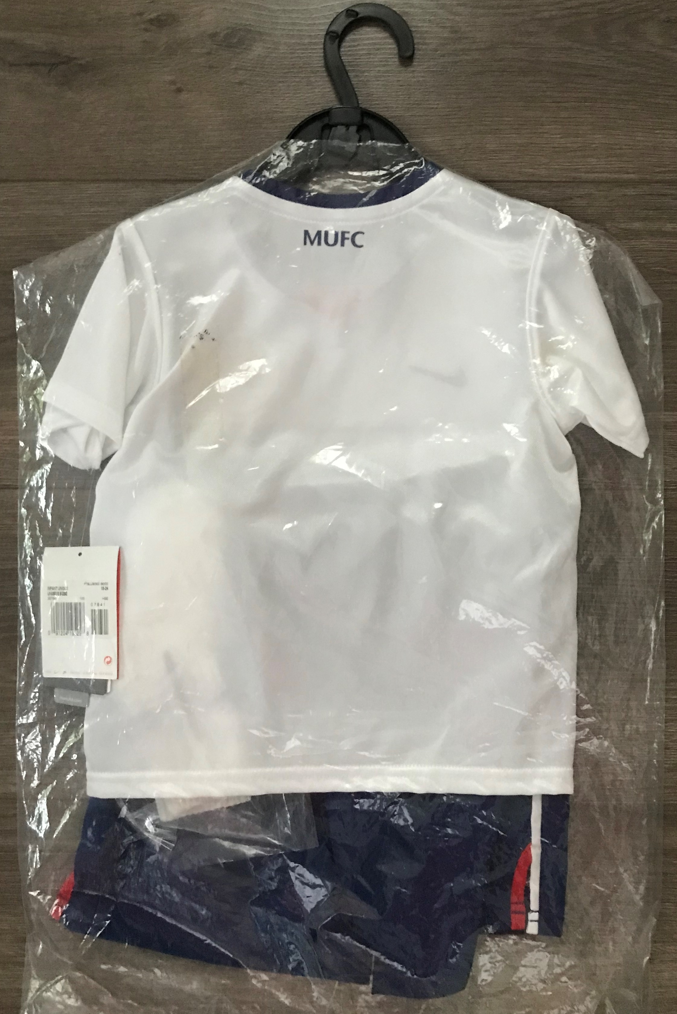 เสื้อฟุตบอล ทีมสโมสรแมนเชสเตอร์ ยูไนเต็ด ชุดเยือน 2008/09 ใหม่ Infant 18-24 M-Size / MANCHESTER UNITED Football Shirt Away Kit 2008/09 Jersey NEW Infant 18-24 M-Size