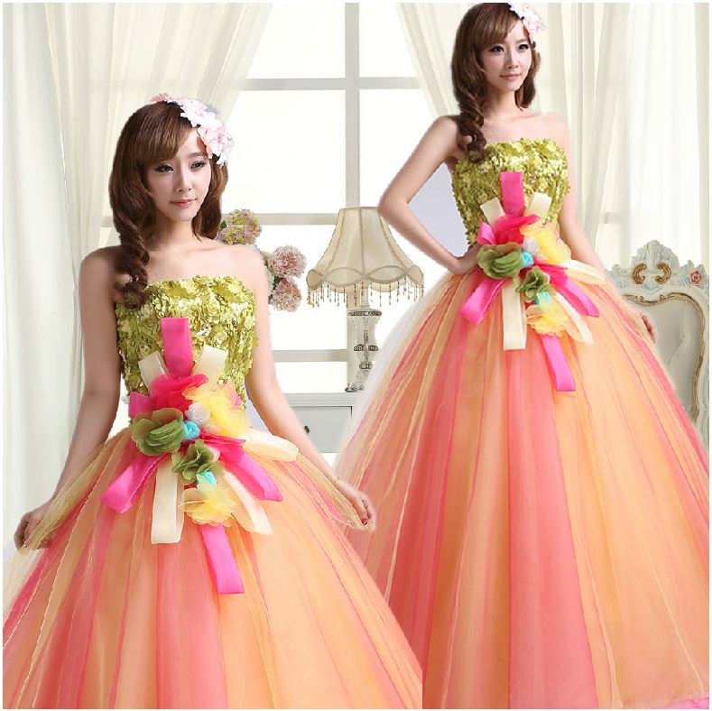 พร้อมเช่า ชุดแฟนซี ชุดราตรี เกาะอก สีส้ม แต่งลูกไม้ 3D สีเขียว (เชือกผูกหลัง)