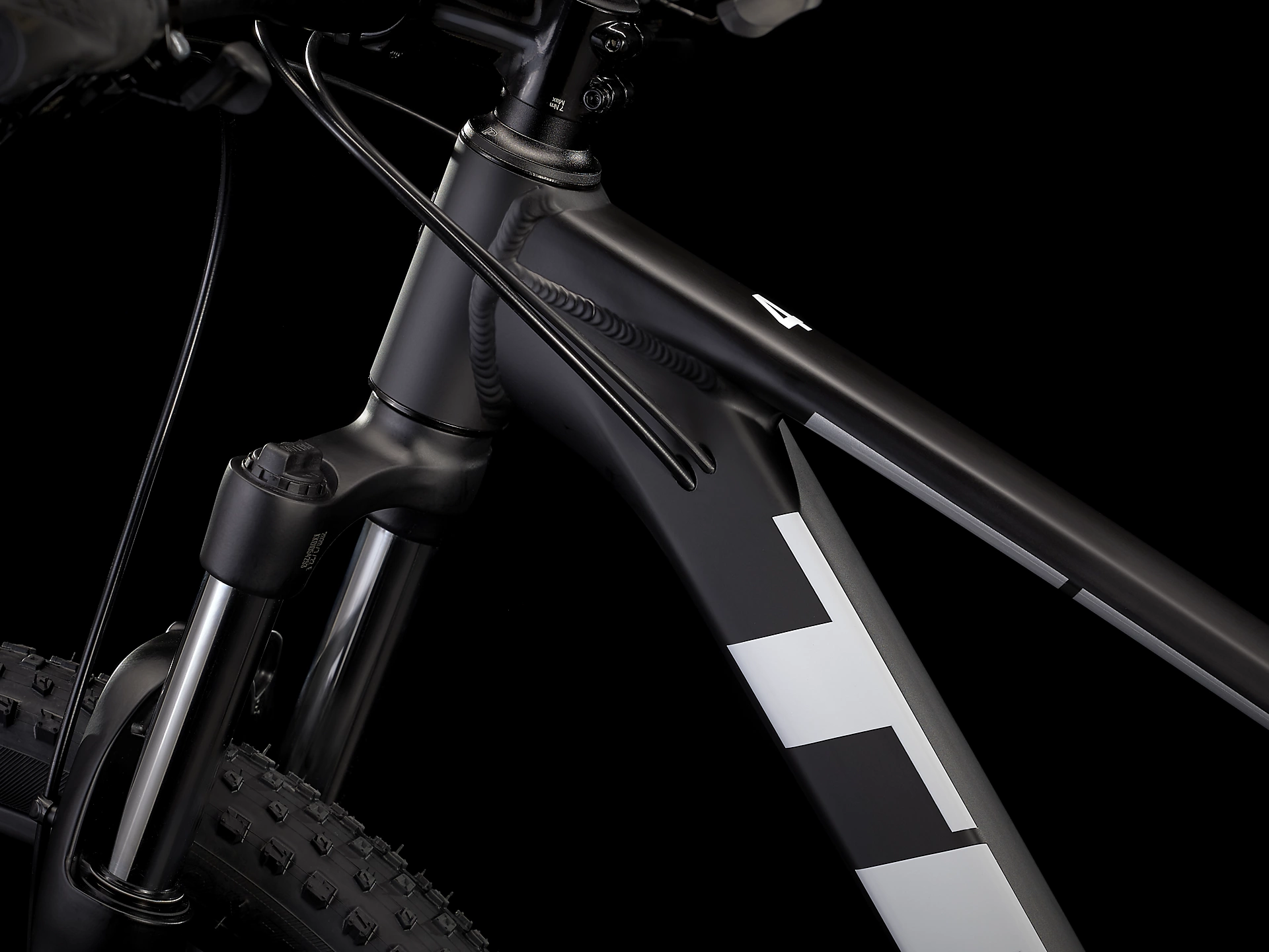 Trek Marlin 4 Hardtail Mountain Bike 