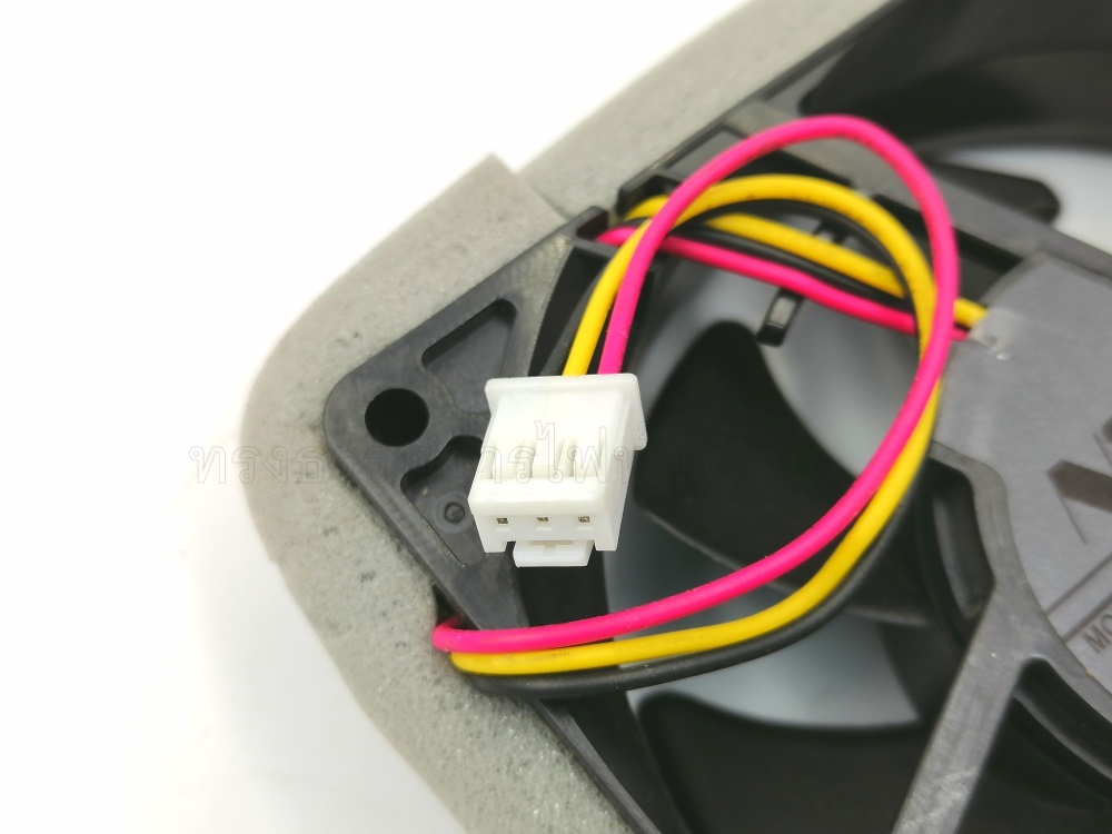 *เลิกจำหน่าย* พัดลมระบายอากาศตู้เย็น NMB-MAT DC12V. 0.10Amp.