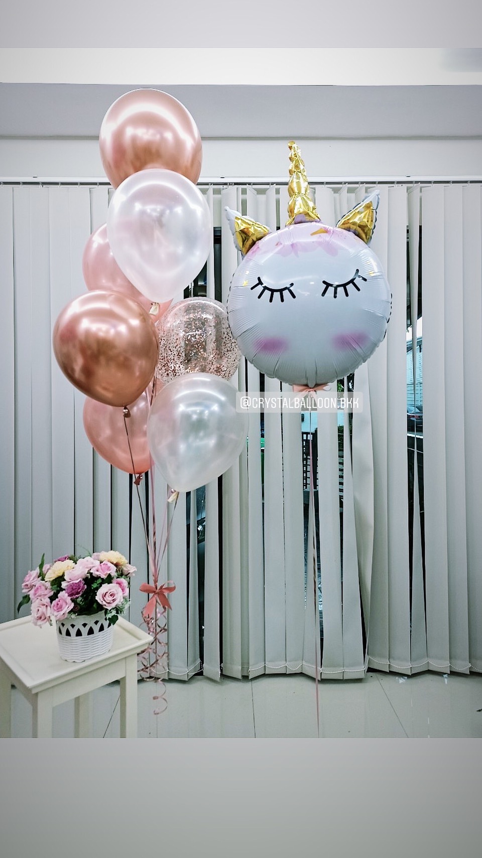 ลูกโป่ง วันเกิดเด็ก ฟอยล์หัว Unicorn พร้อม ช่อลูกโป่ง ช่อ 7 ลูก 1 ช่อ พร้อม ลูกโป่งใส ใส่กลิตเตอร์ พร้อมตกเเต่ง สามารถเปลี่ยนสีลูกโป่ง/เปลี่ยนฟอยล์ตกแต่งได้