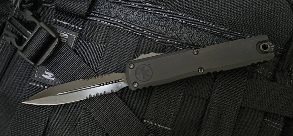 Microtech Ultratech ZBP D/E Part Serrated DLC Shadow Signature Series