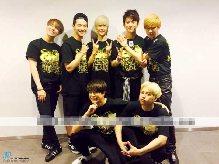 เสื้อยืด GOT7 - Love Train