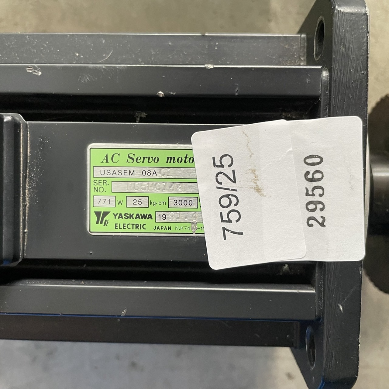 USASEM-08A SERVO MOTOR " YASKAWA "
