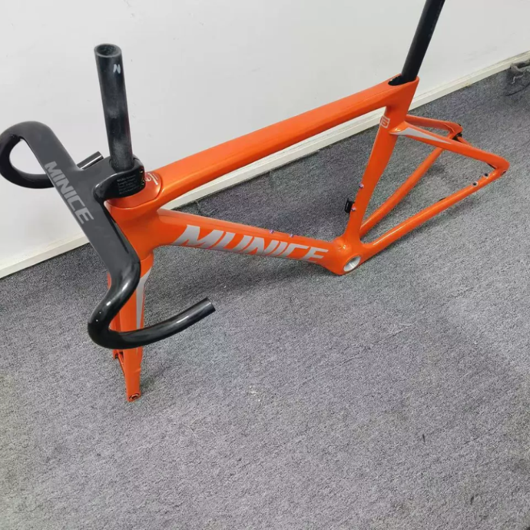 Munice R2 Ultra-Light Carbon Road Frame – Toray T800 + M46, Disc Brake Compatible, 970g, 9 Colors | 5-Year Warranty