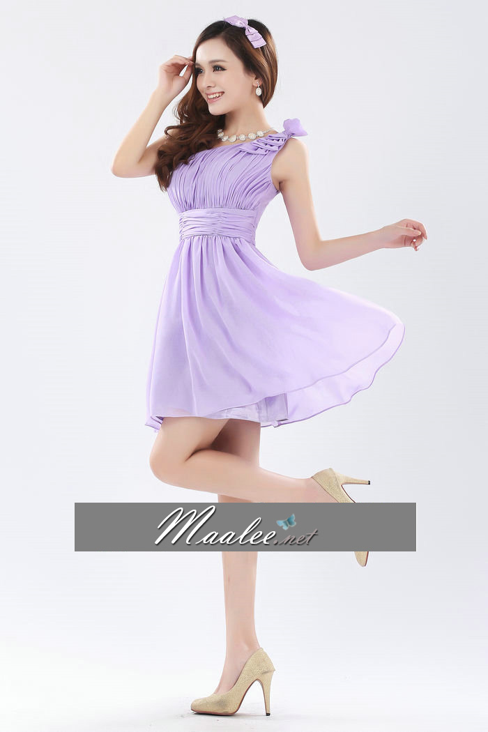 พร้อมส่ง ชุดราตรีสั้น เกาะอก ไหล่เดียว สีม่วง Lavender แต่งดอกไม้ช่วงไหล่