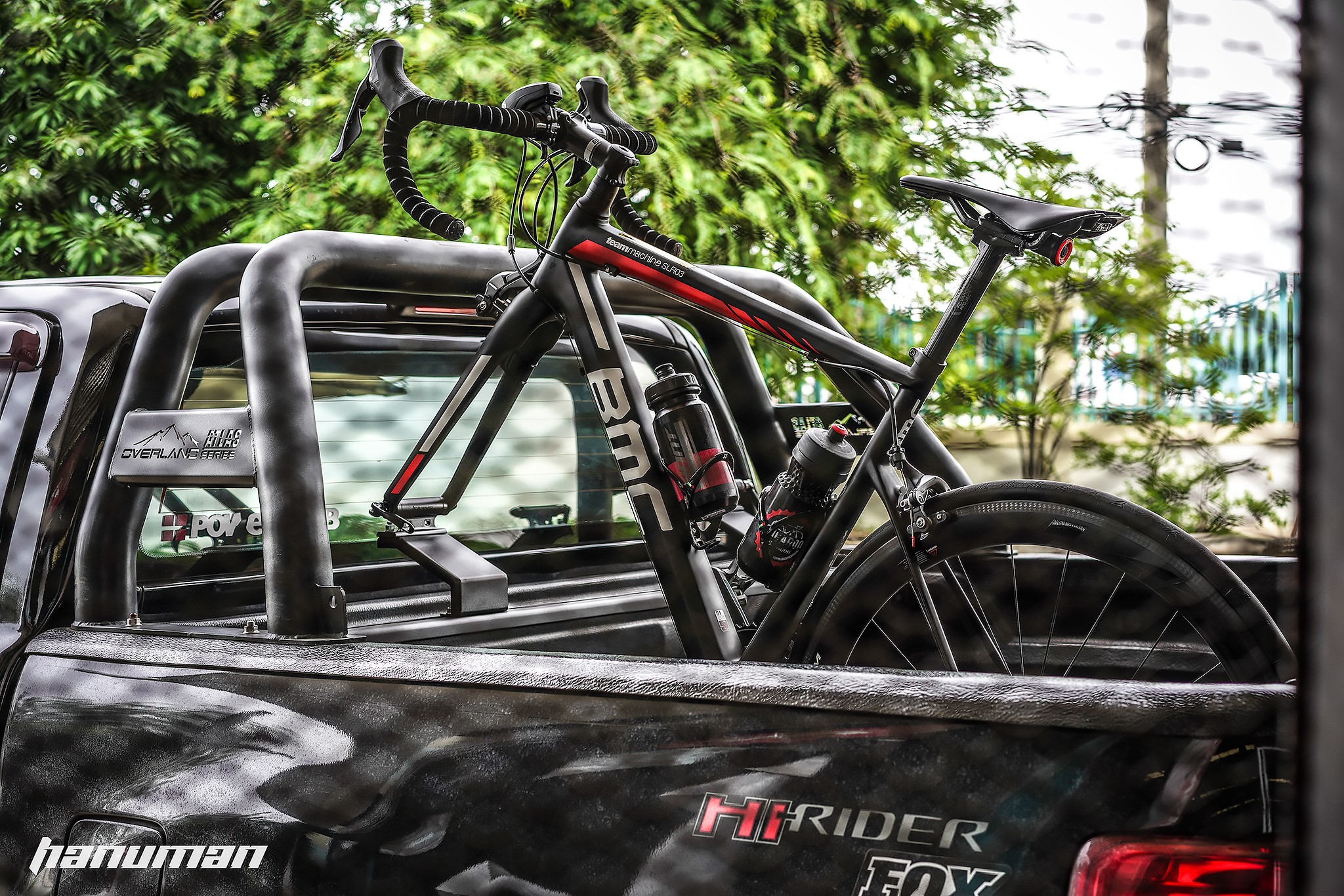 HANUMAN AD01-45 45องศา อะแดปเตอร์สำหรับใส่รถกระบะสี่ประตู(ใส่เพิ่มซ้อนหลายคันได้ ในรุ่น 2 ประตู)