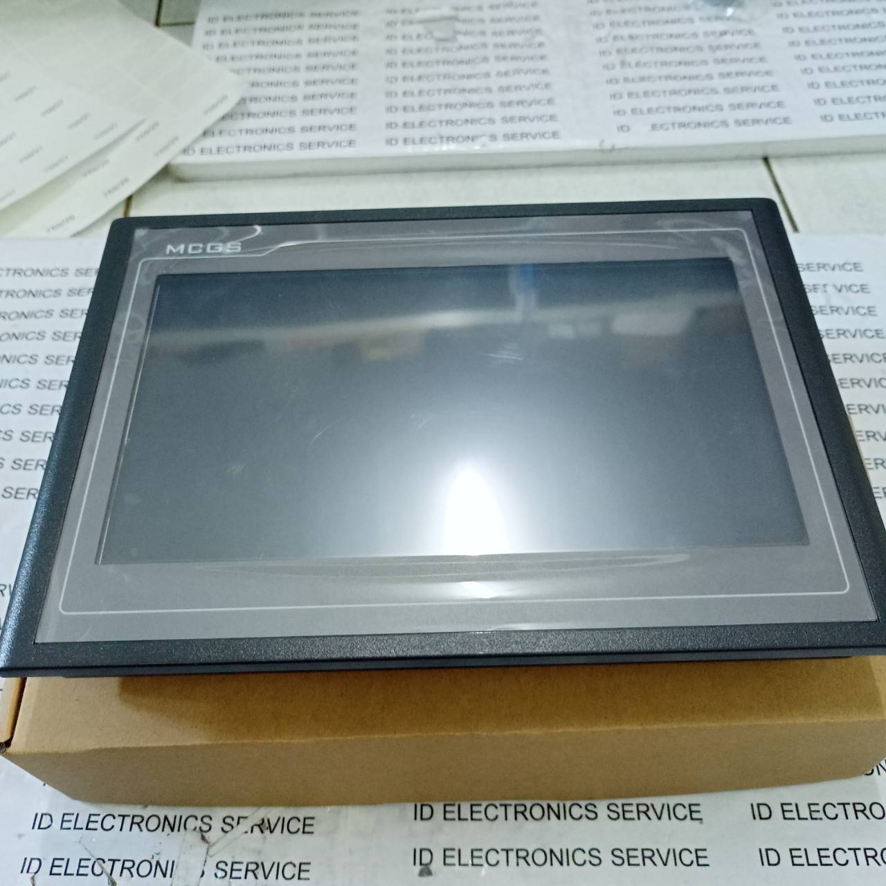TPC1061TX HMI " MCGSTPC "