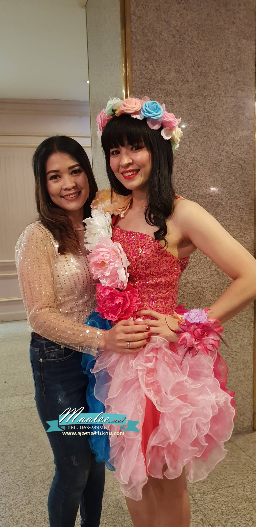 พร้อมเช่า ชุดแฟนซีสั้น ชุดราตรี ไหล่เฉียง สีรุ้ง กระโปรงระบายฟูสวย ฟรุ้งฟริ้ง