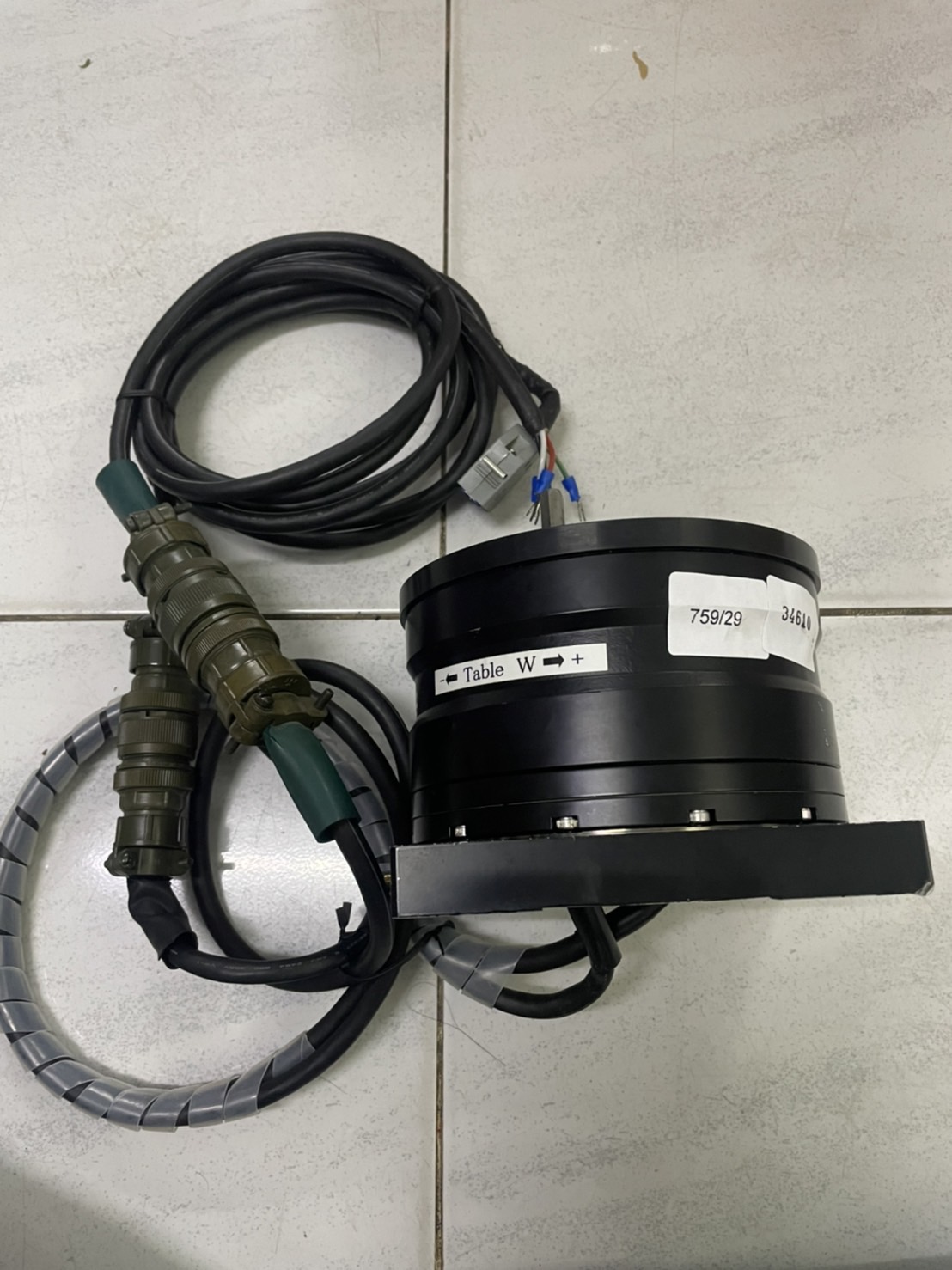 DM1015B00 SERVO MOTOR " YOKOGAWA "