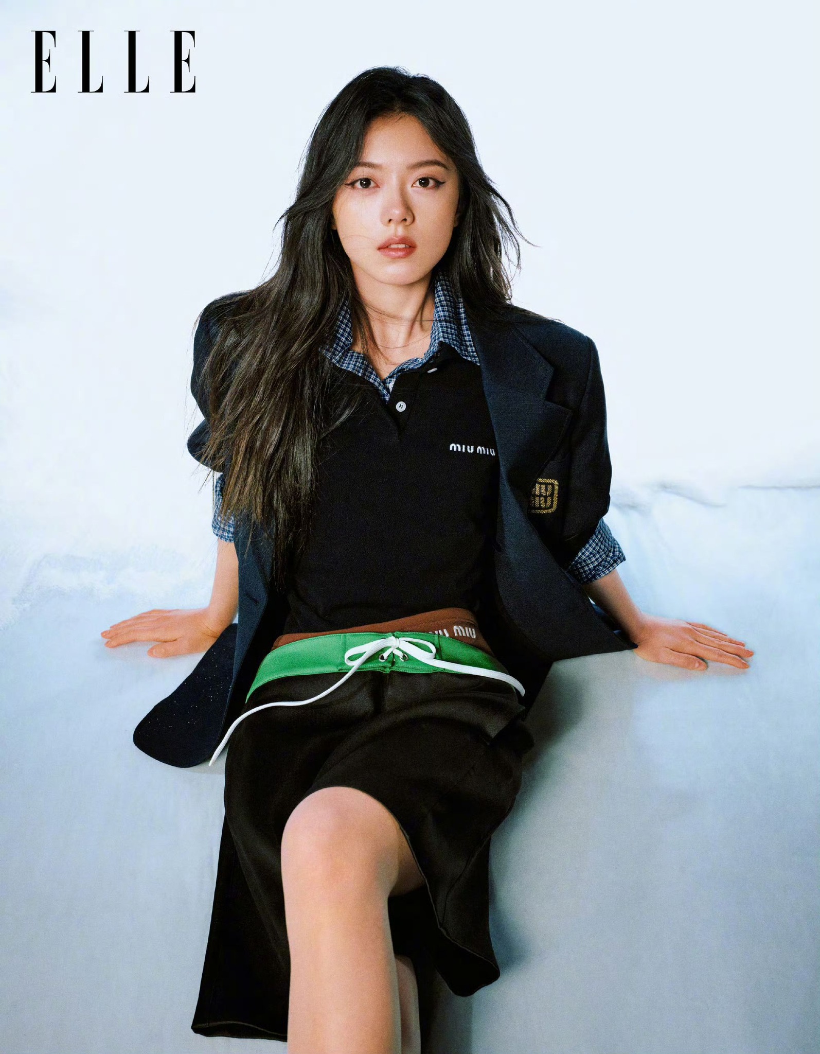 นิตยสาร ELLE อู๋เหล่ย & จ้าวจินม่าย เดือน 2/2024 (ปกหน้า-หลัง)