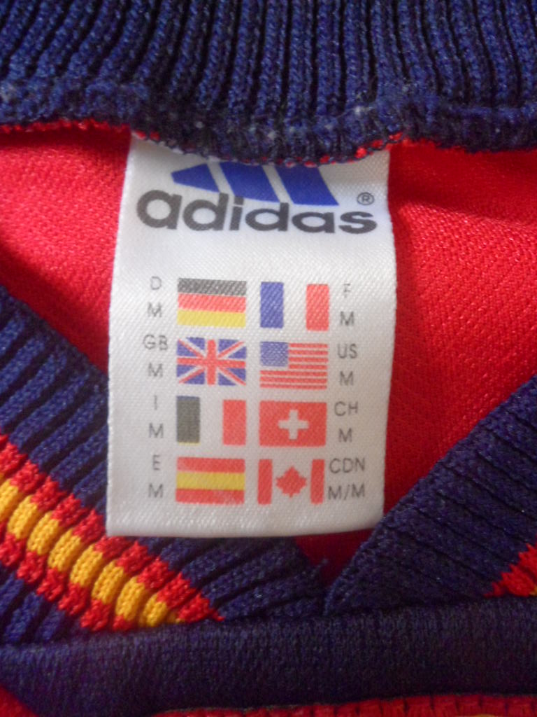 เสื้อฟุตบอล ทีมชาติสเปน ชุดเหย้า ชุดลุยศึกฟุตบอลโลก 1998 M-Size / SPAIN Football Shirt Home Kit World Cup 1998 Jersey M-Size