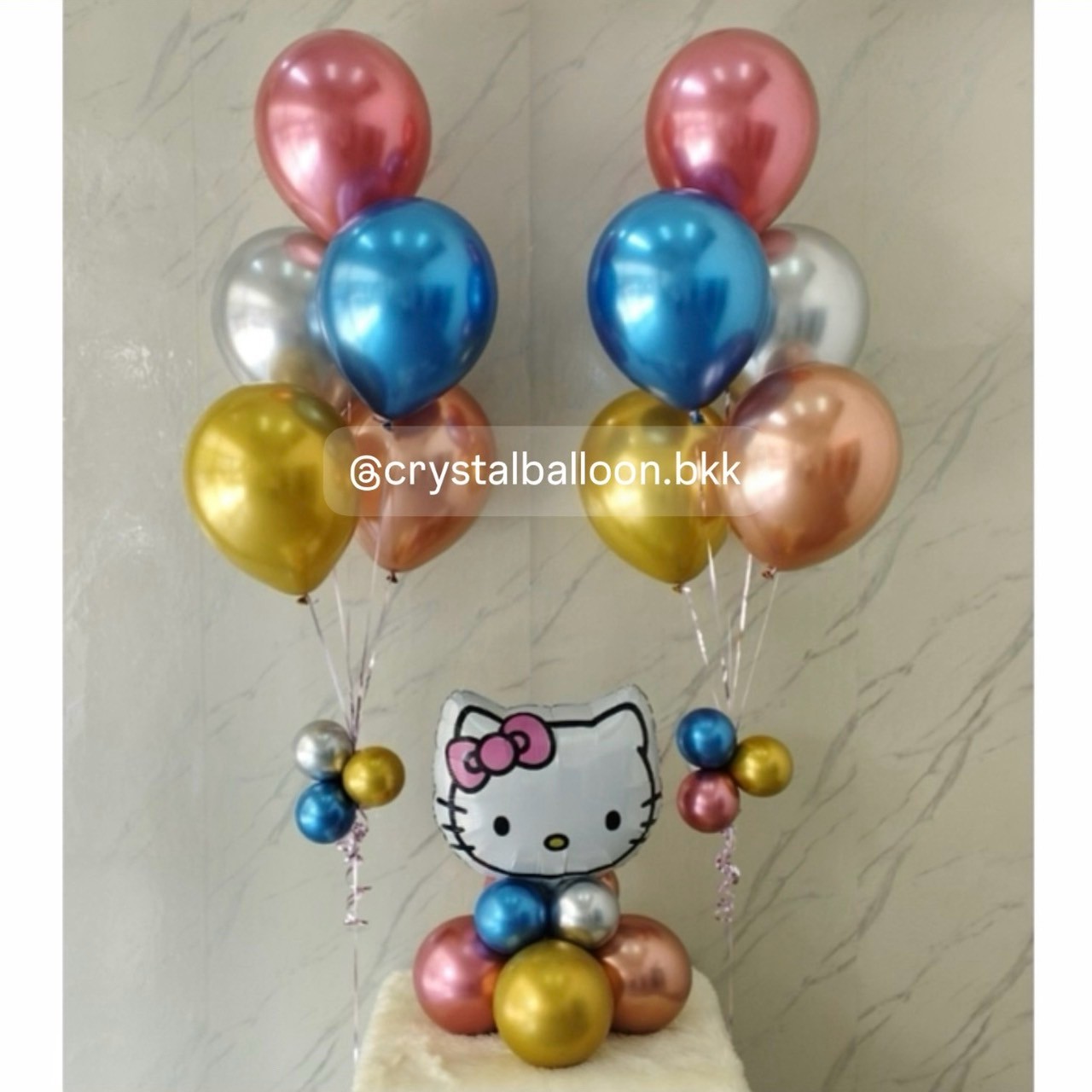 ลูกโป่ง วันเกิดเด็ก ฟอยล์ Kitty ตั้งฐาน 1 ชิ้น พร้อม ช่อลูกโป่งสีโครเมี่ยม ช่อ 5 ลูก 2 ช่อ พร้อมตกแต่ง สามารถเปลี่ยนสีลูกโป่ง/เปลี่ยนฟอยล์ตกแต่งได้