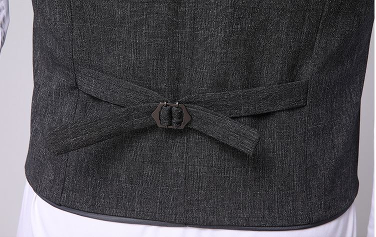 Pre-order ชุดสูทชาย เนื้อผ้าฟูเด้ง สีดำ (พร้อมเสื้อกั๊ก)