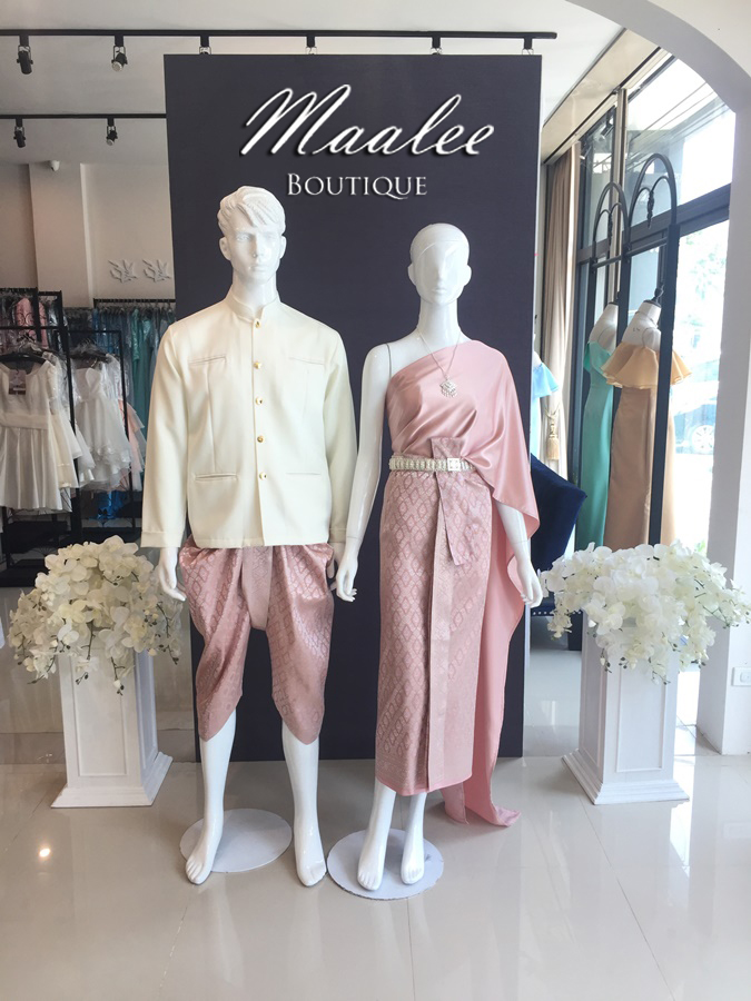 เช่า ชุดไทย ชุดเพื่อนเจ้าสาว ชุดไทยผ้าถุงสีโอวัลตินชมพูเงิน สไบเรียบ สีโรสโกล