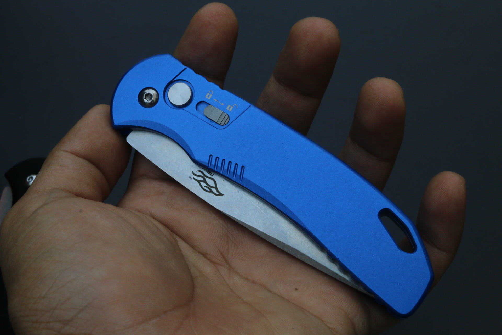 มีดพับ Ganzo Firebird รุ่น F7582AL ฺBL ด้ามสีฟ้า ของแท้ 100%