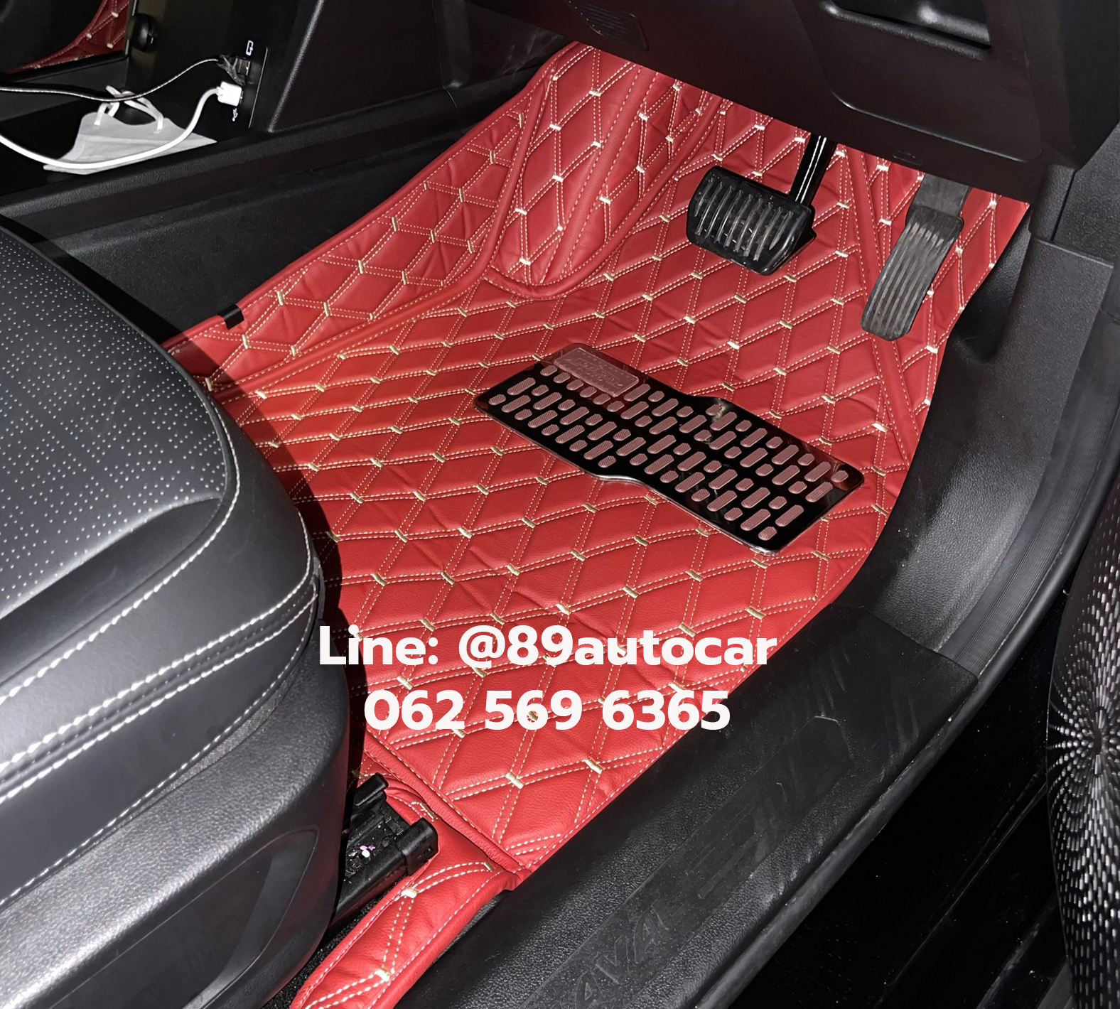 พรมปูพื้นรถยนต์ Haval Jolion Sport (ฮาวาล โจไลออนส์ สปอร์ต) ปูพรมVVIP สีแดงไวน์ด้ายทอง เต็มคัน