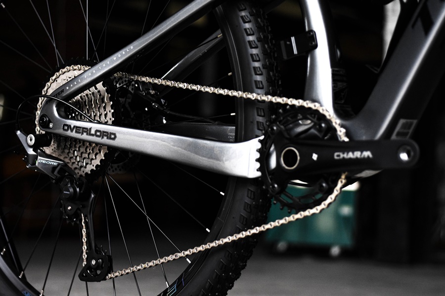 จักรยานเสือภูเขา TWITTER OVERLORD Full suspension bike, เฟรมคาร์บอน 1x12 speed Deore โช๊คลม ปี 2022