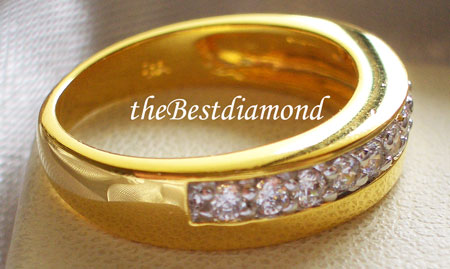 BR027+++แหวนแถวเพชรข้าง+++เก๋ไก๋มากค่ะ ฝังเพชรอยู่ริมเลย ทำให้ดูดีมีดีไซน์ งานสวยมากๆๆๆๆ