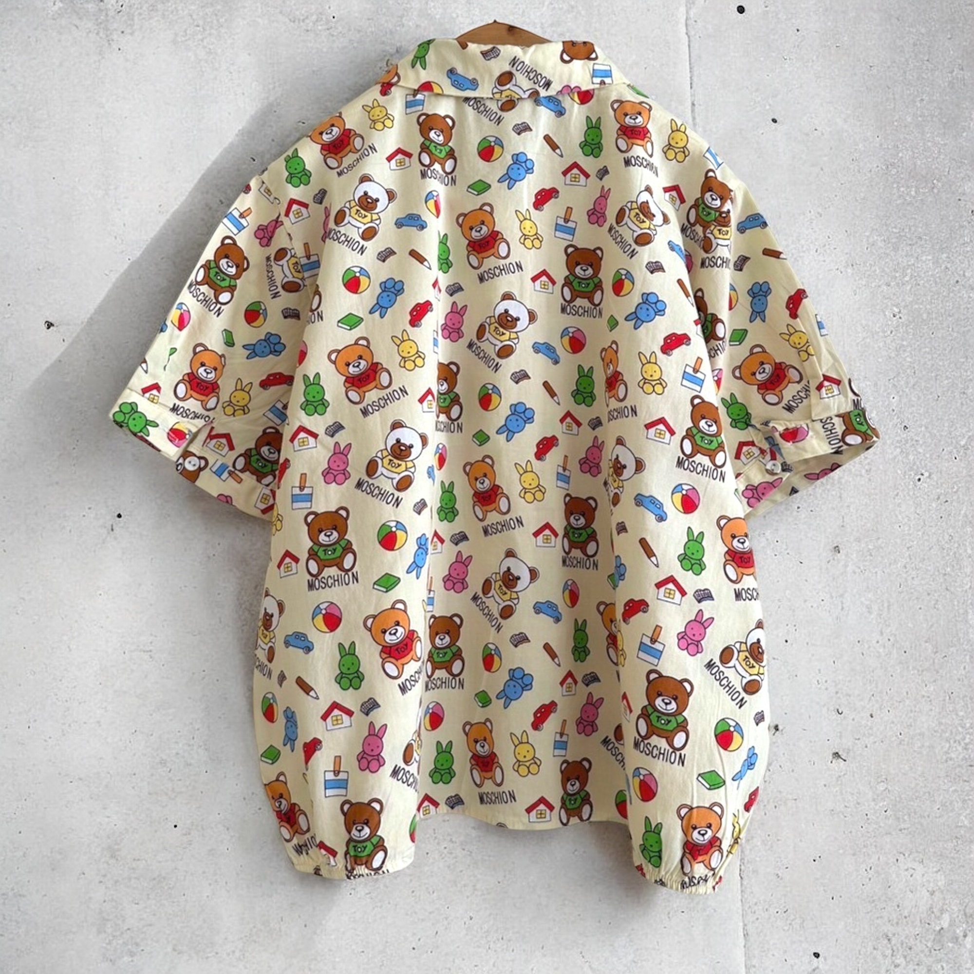 เสื้อผ้าฝ้ายลายพิมพ์