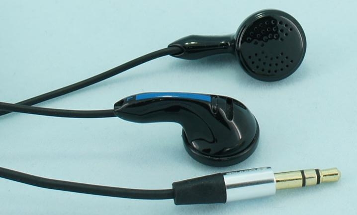 ขาย หูฟัง Sunrise As-Feeling2 ใส่สบาย เด่นย่านเสียงกลาง และเสียงสูง เบสมากระชับเก็บตัวได้ไว ใช้ไดอะเฟรมแบบ Titanium ในราคาเบาๆ