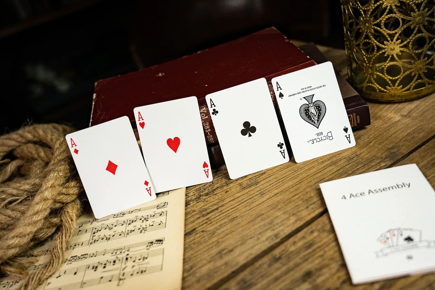 อุปกรณ์มายากล 4 Ace Assembly (Four gaffed cards) by Tcc