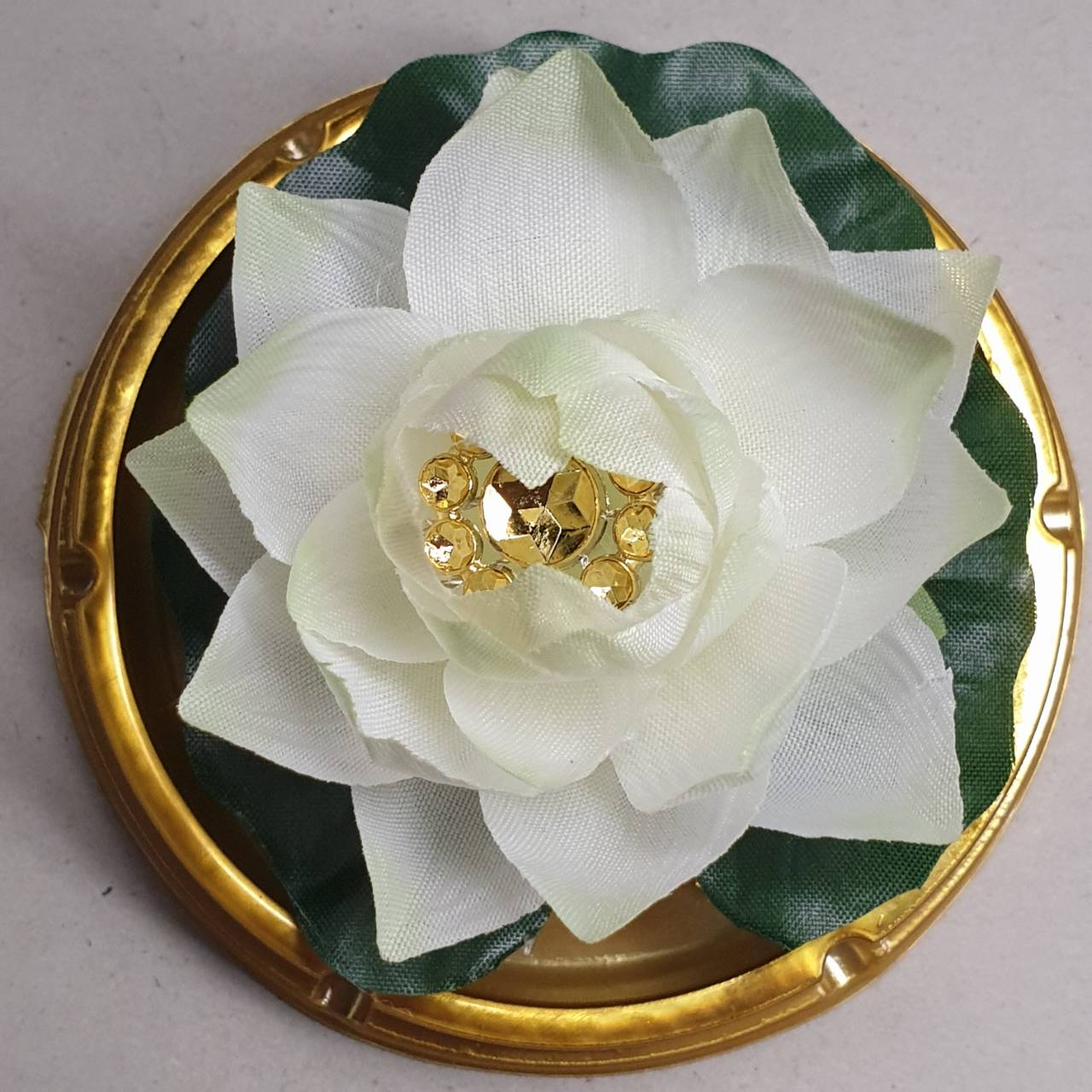 ข้าวดอกบัว | ชุดบูชาพระ พระแม่กวนอิม และเทวดาทุกพระองค์ สินค้าไทย งานปราณีต | หิ้งที่มีพื้นที่จำกัด