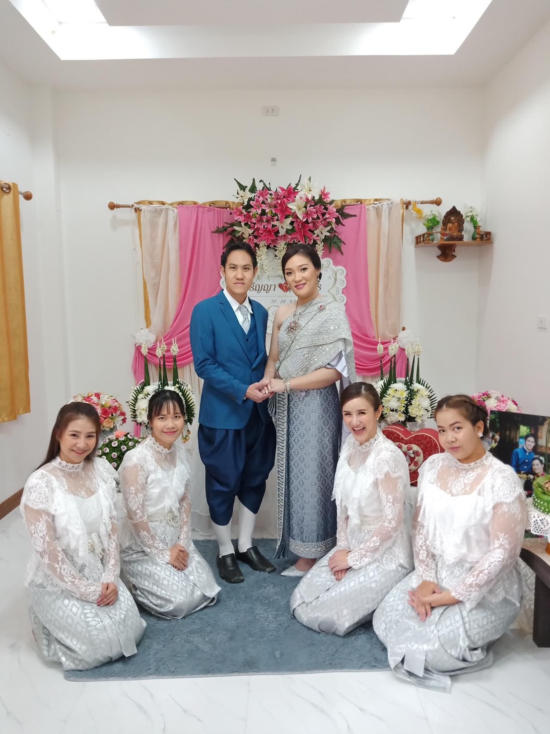 เช่า ชุดไทย ชุดเพื่อนเจ้าสาว เสื้อลูกไม้ ร.5