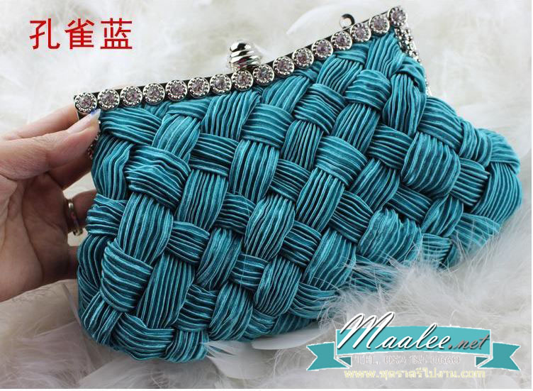Evening Clutch กระเป๋าออกงาน สีฟ้าน้ำทะเล อัดพลีทลายสาน สายโซ่สั้นยาว