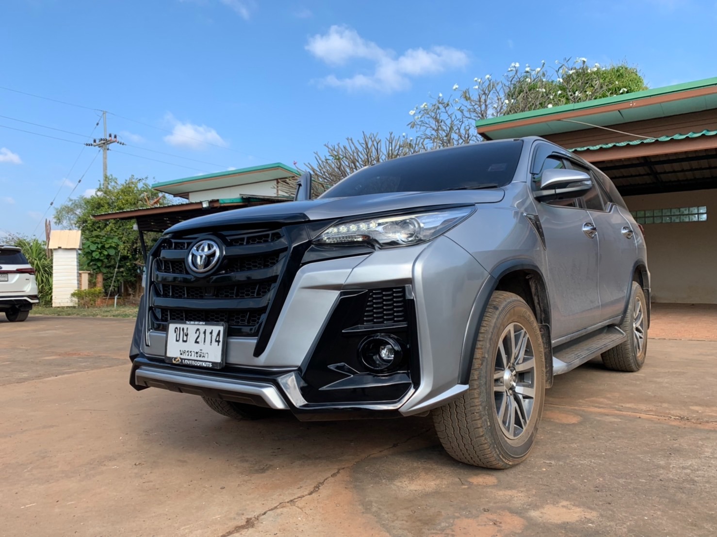 กันชนหน้า TAKAI : Fortuner 2015 TRD