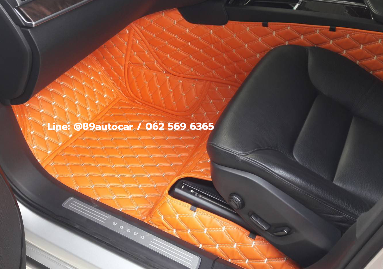 พรมปูพื้นรถยนต์ Volvo XC90 ปี 2019 ปูพรมvvip สีส้มด้ายทอง เต็มคัน