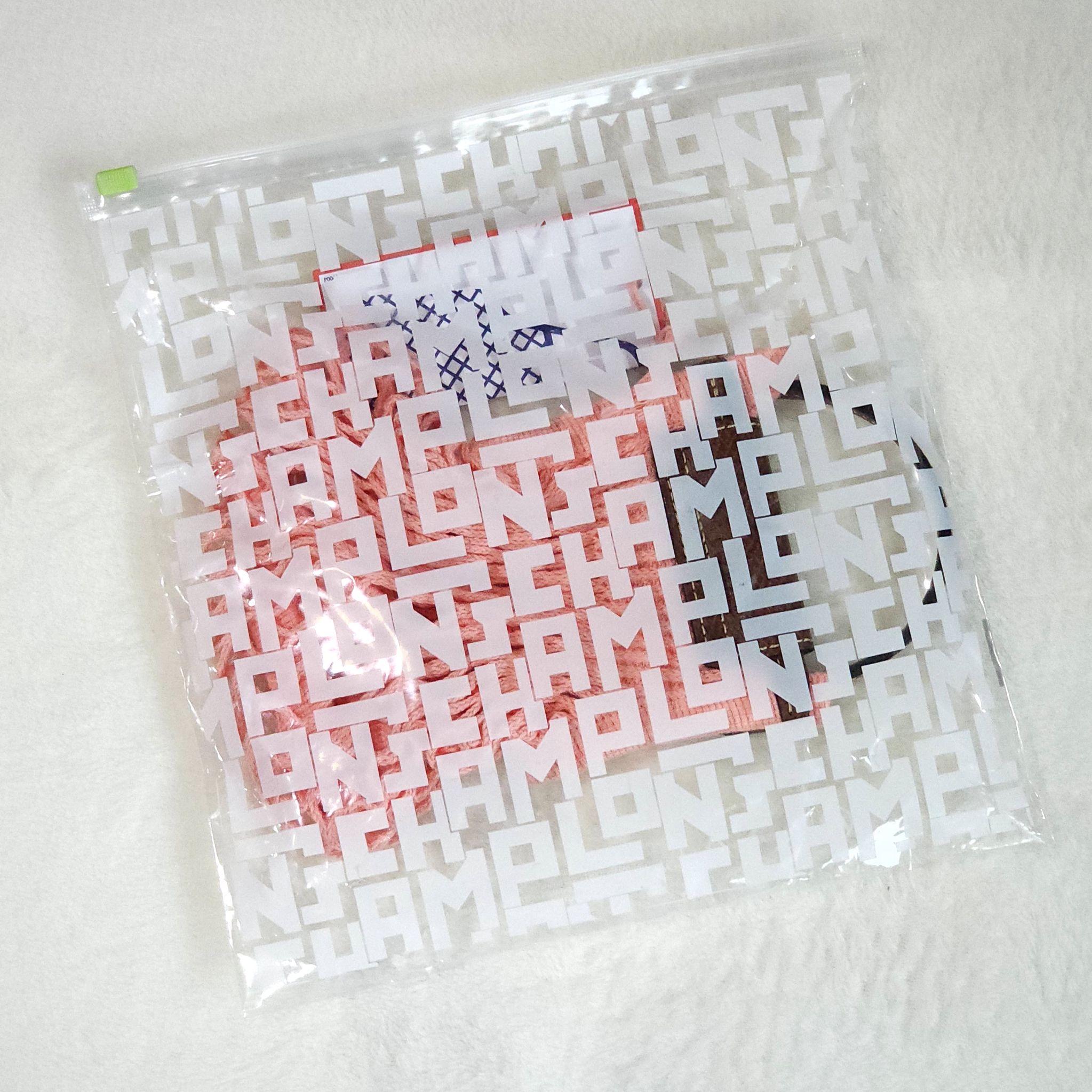 **พร้อมส่ง ไม่ต้องพรี** กระเป๋า Longchamp Fillet สี Rose ของแท้ 100% ความตะมุตะมินี้ ที่ทุกคนตามหา