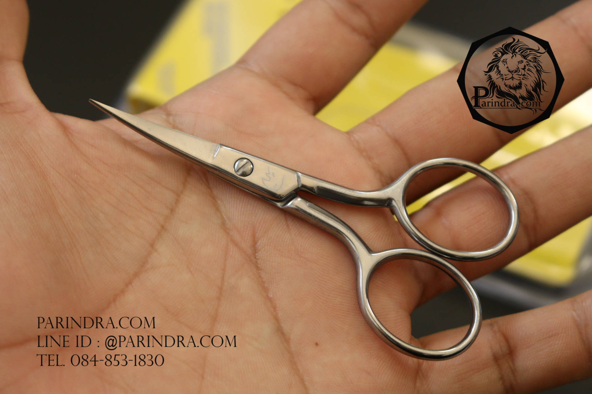 กรรไกรเล็มขนจมูกหรือหนวด Rhino Brand No.S32 ปลายแหลมโค้ง คมมาก ทำจากแสตนเลส