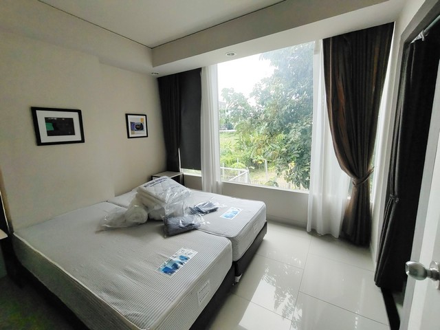 ให้เช่าคอนโดฟ้าโดม ตึก A 40 ตรม.ห้องมุมพิเศษ มีห้องเดียว เฟอร์ครบ เครื่องใช้ไฟฟ้าครบ ใกล้ ม.ธรรมศาสตร์รังสิต