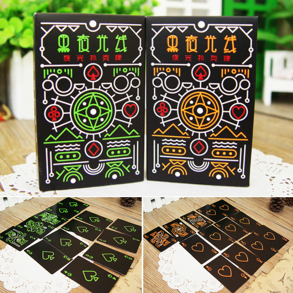 ไพ่ Glow in the Dark ลวดลายแปลกใหม่ สำรับสีส้มเรืองแสง