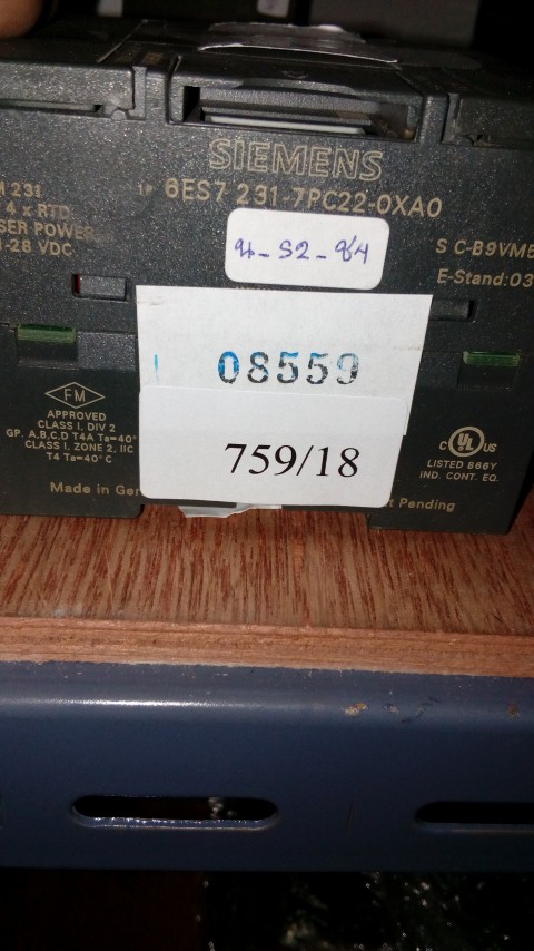 PLC “ SIEMENS ” รุ่น 6ES7 231-7PC22-0XA0