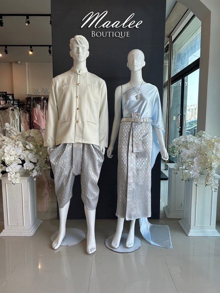 เช่า ชุดไทย ชุดเพื่อนเจ้าสาว ชุดไทยผ้าถุงสีเทาเงิน สไบเรียบ สีฟ้าอ่อน