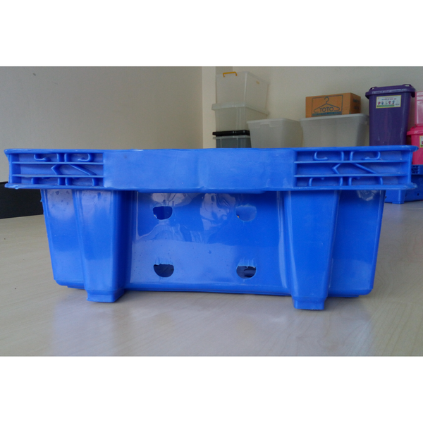 สินค้า ทำชื่อผิด มีรอย hot stamp ไม่มีผลกับการใช้งาน ลังโปร่ง ขนาด 35.5 x 53 x 14.5 cm. เกรด A HDPE เบอร์ 412