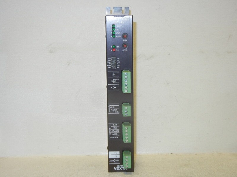 UDK5114N SERVO DRIVE " VEXTA "