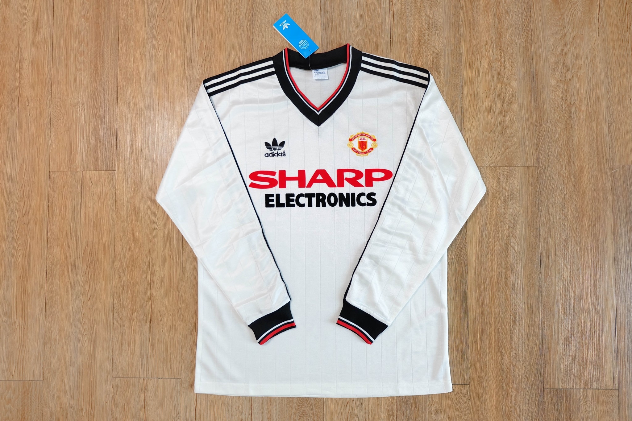 Manchester United 1982/83 Away Long sleeve Vintage Jersey เสื้อฟุตบอลแมนยูย้อนยุค เยือน Sharp Eletronics