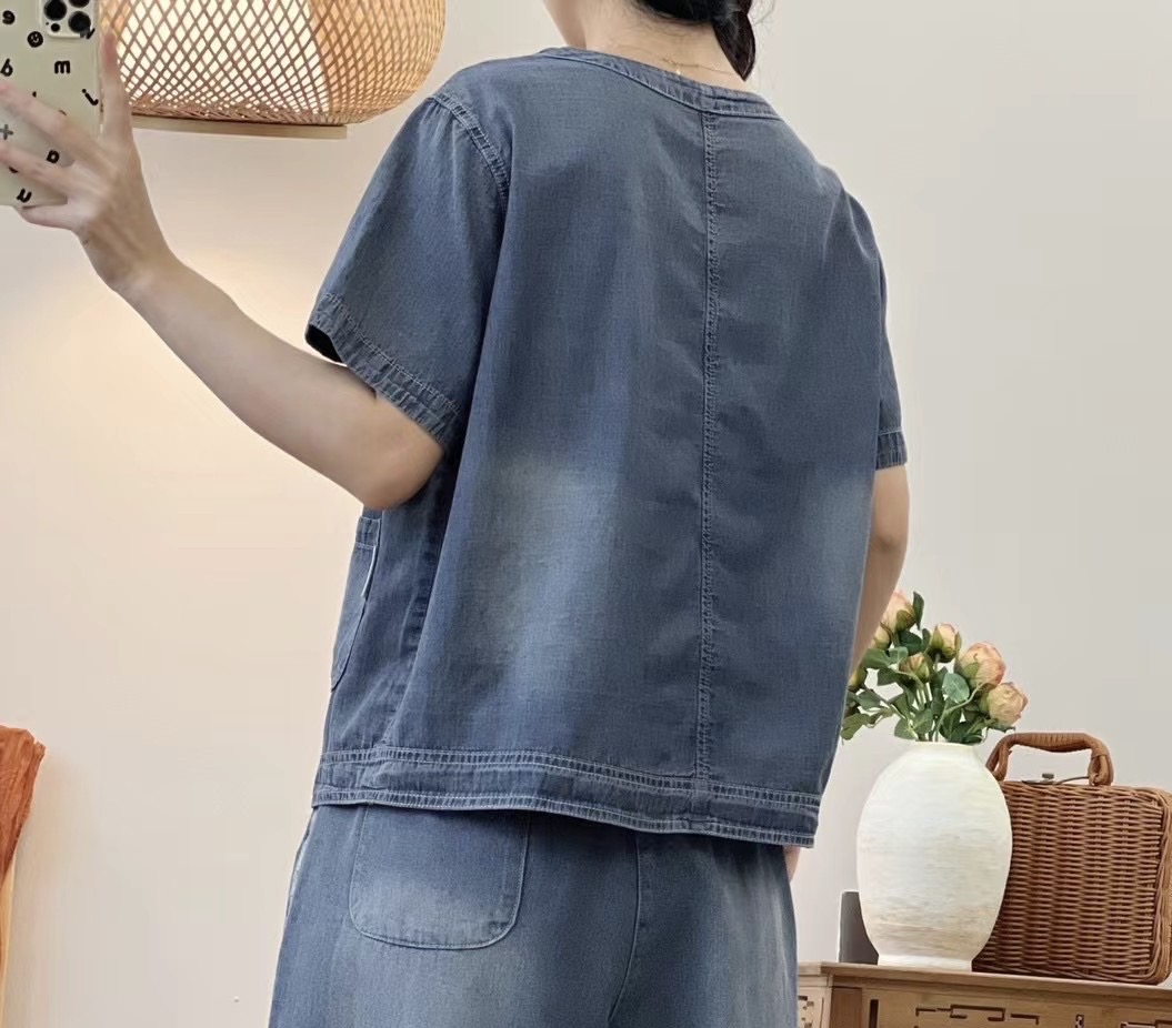 เสื้อ/เสื้อคลุมยีนส์บางแต่งกระเป๋า