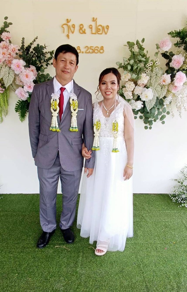 พร้อมเช่า ชุดแต่งงาน พรีเวดดิ้ง มินิมอล สีขาว แขนกุด (เชือกผูกหลัง)