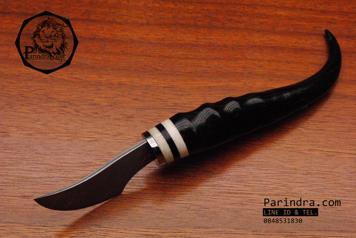 มีดดามัสกัส (Damascus) ด้ามเขากวางกาเซลล์ (Gazelle Horn) สีดำขรึม นำเข้าจาก USA DUSA001