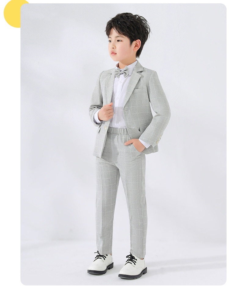 พร้อมเช่า ชุดสูทเด็กชาย สีเทาอ่อน 2 กระดุม ลายตาราง **พร้อมเช่าไซส์ 110, 130,140,150,160,170**