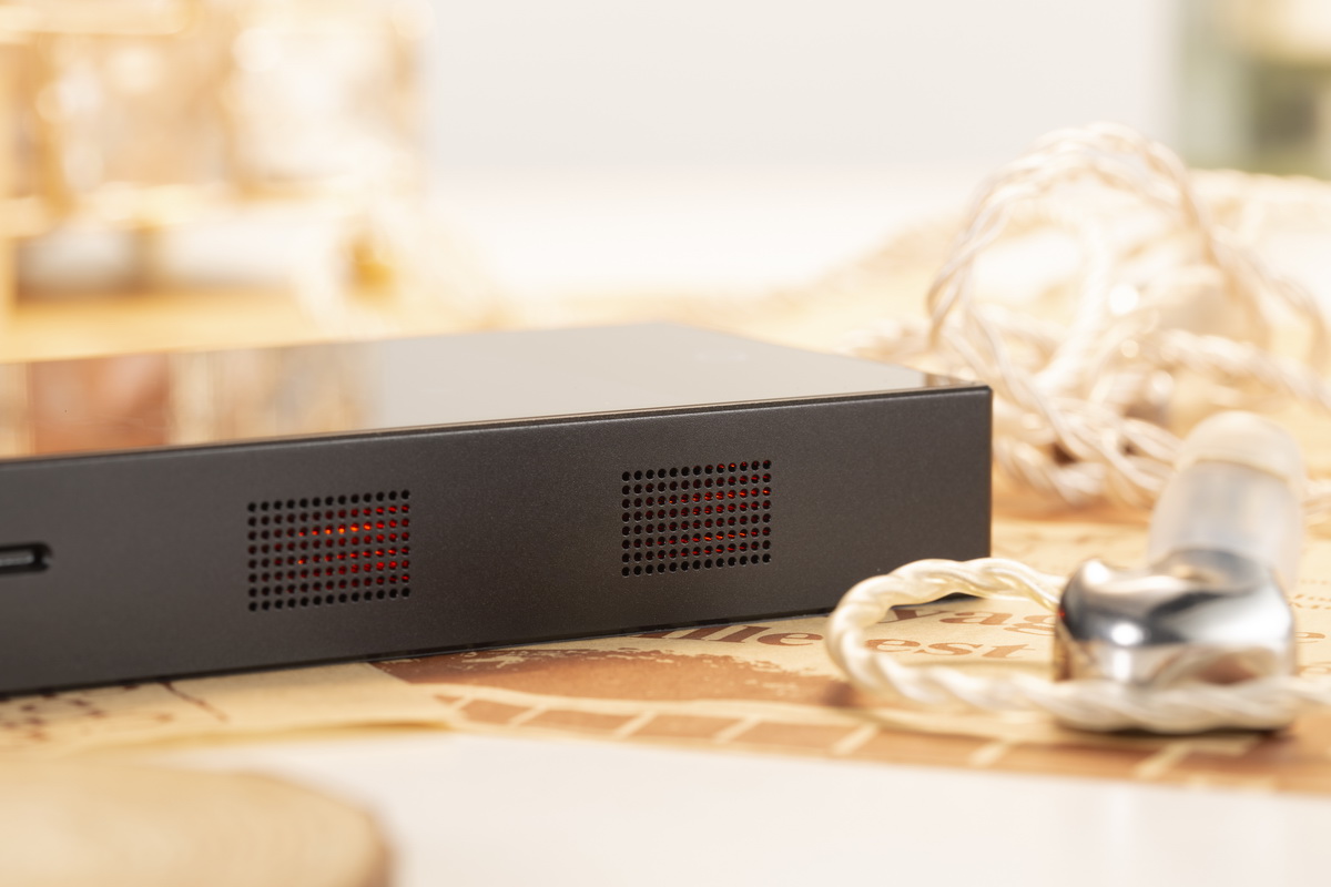 Cayin N3Ultra DAP พกพาชิป DAC AK4493S x2, Triple Timbre, JAN6418 x2 เกรดทหาร, วงจรหลอดแก้วรุ่น 3 ประกันศูนย์ไทย